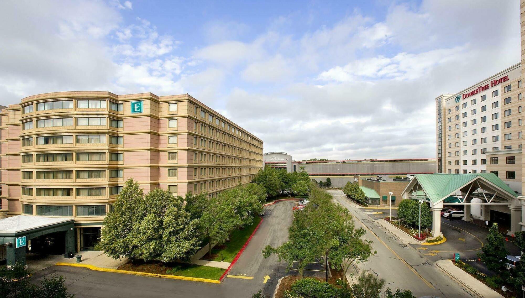 Embassy Suites By Hilton Chicago O'Hare Rosemont Exterior photo